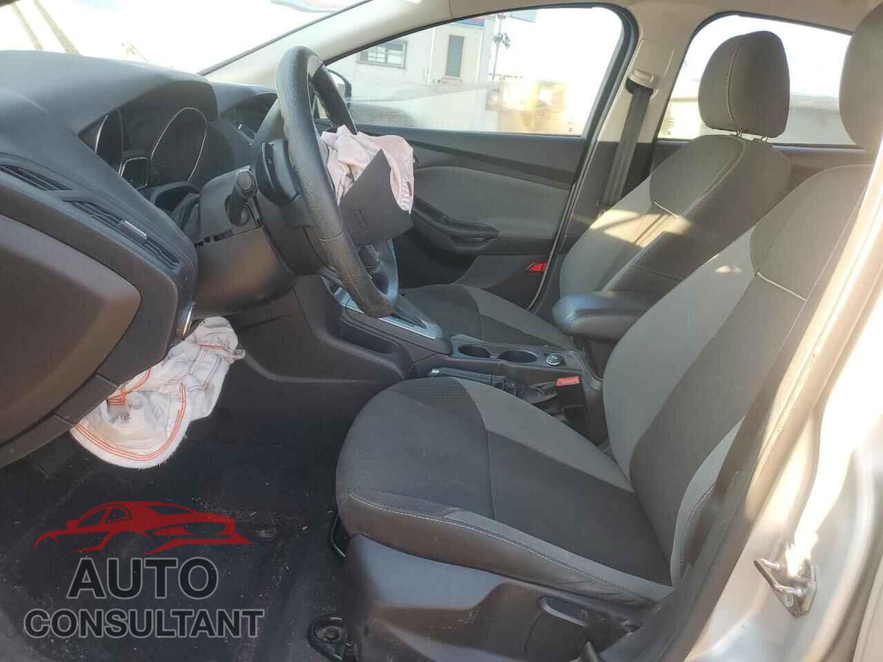FORD FOCUS 2014 - 1FADP3F21EL451554