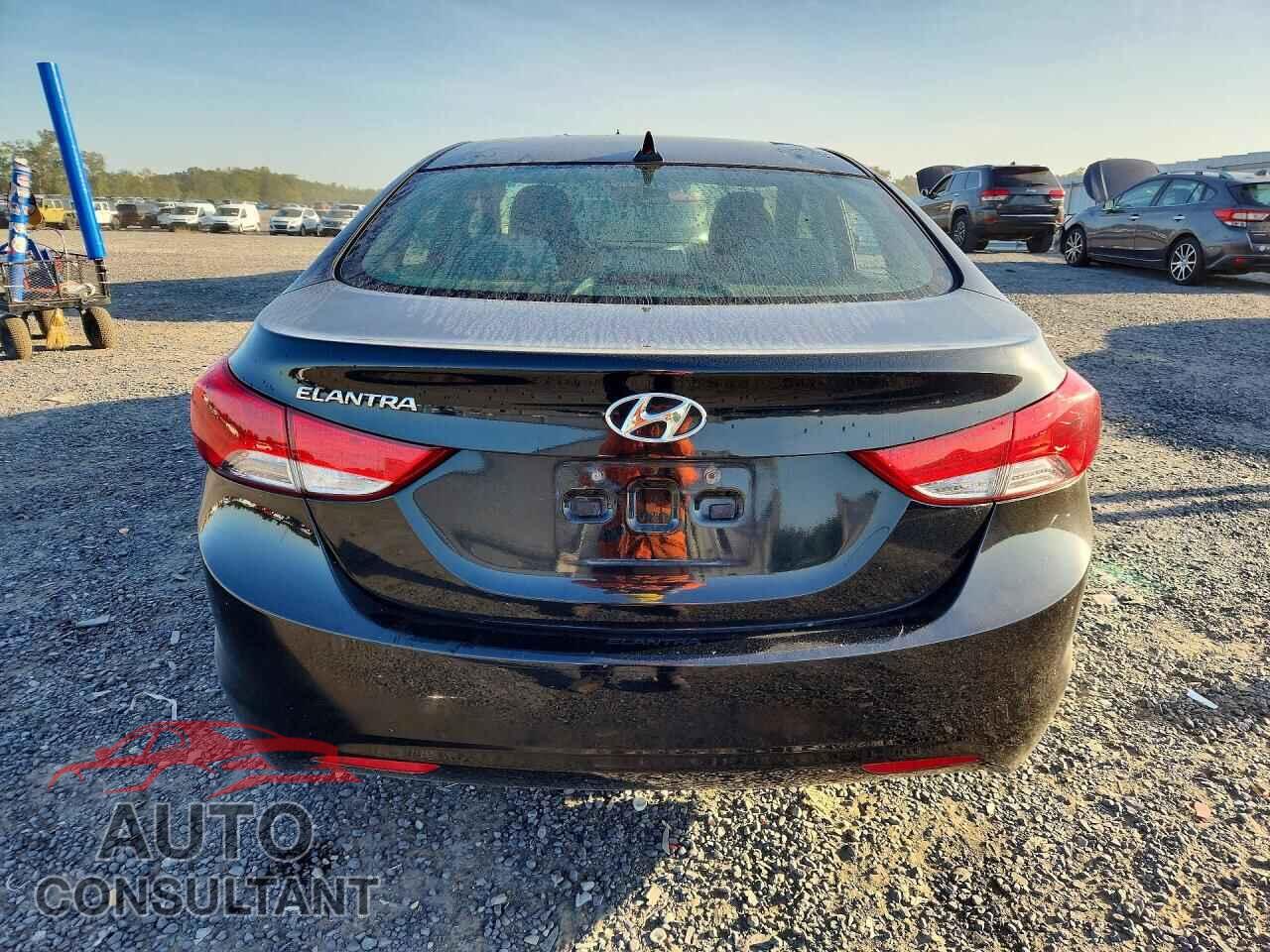 HYUNDAI ELANTRA 2012 - 5NPDH4AE4CH123741