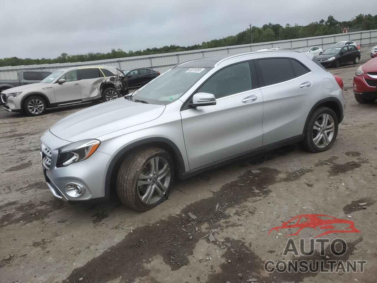 MERCEDES-BENZ GLA-CLASS 2020 - W1NTG4GBXLU040020