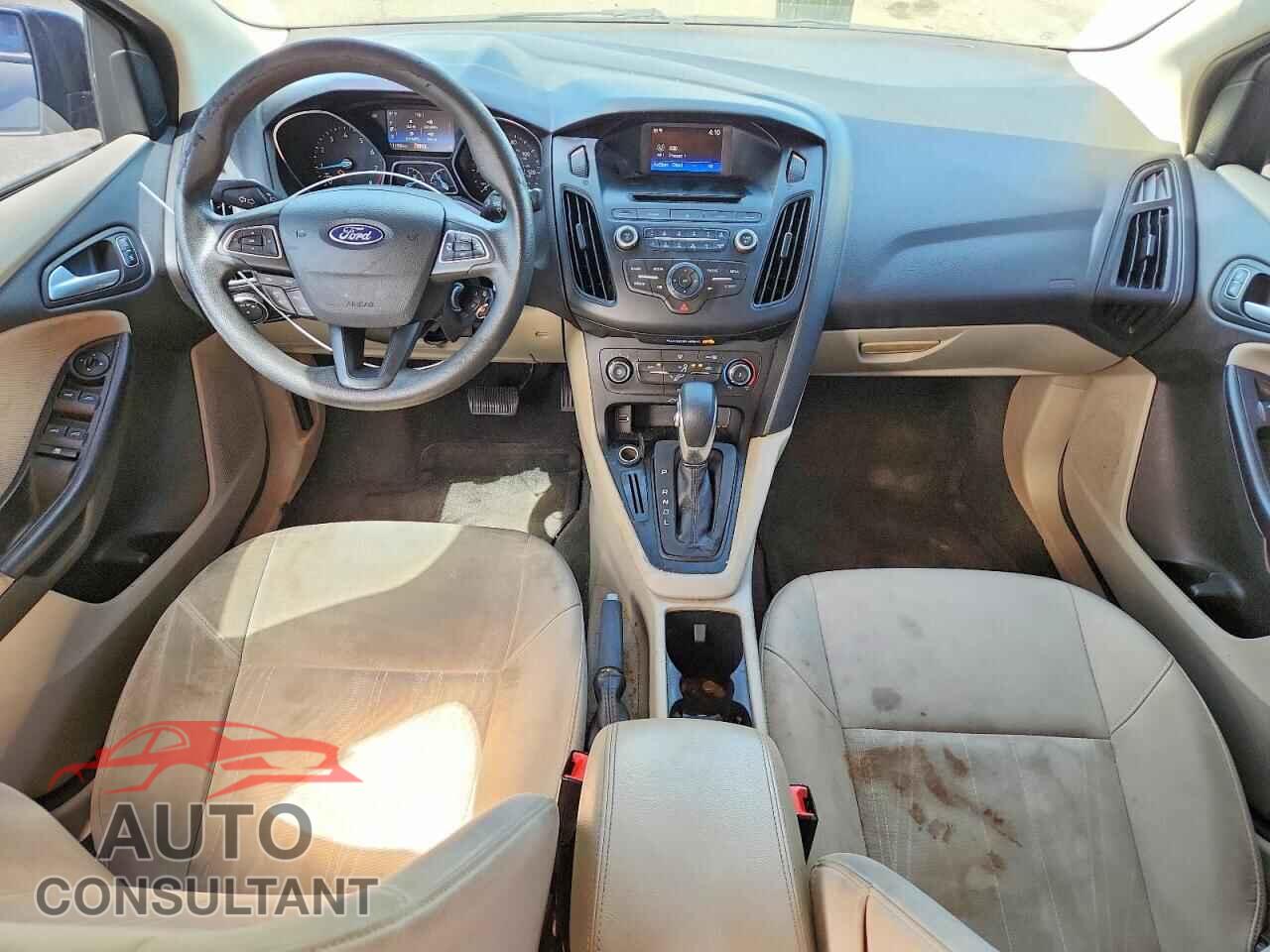FORD FOCUS 2017 - 1FADP3F22HL236656