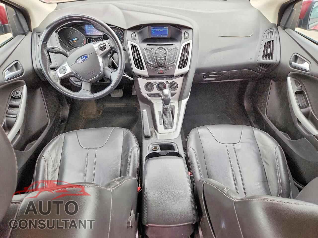 FORD FOCUS 2014 - 1FADP3F21EL395910