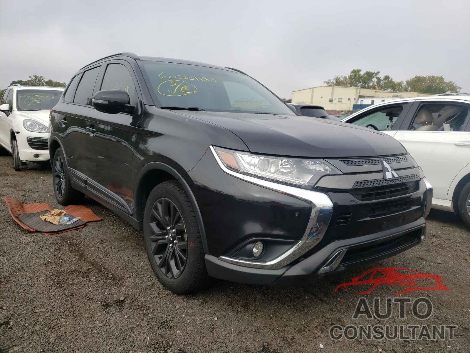 MITSUBISHI OUTLANDER 2019 - JA4AD3A30KZ030059
