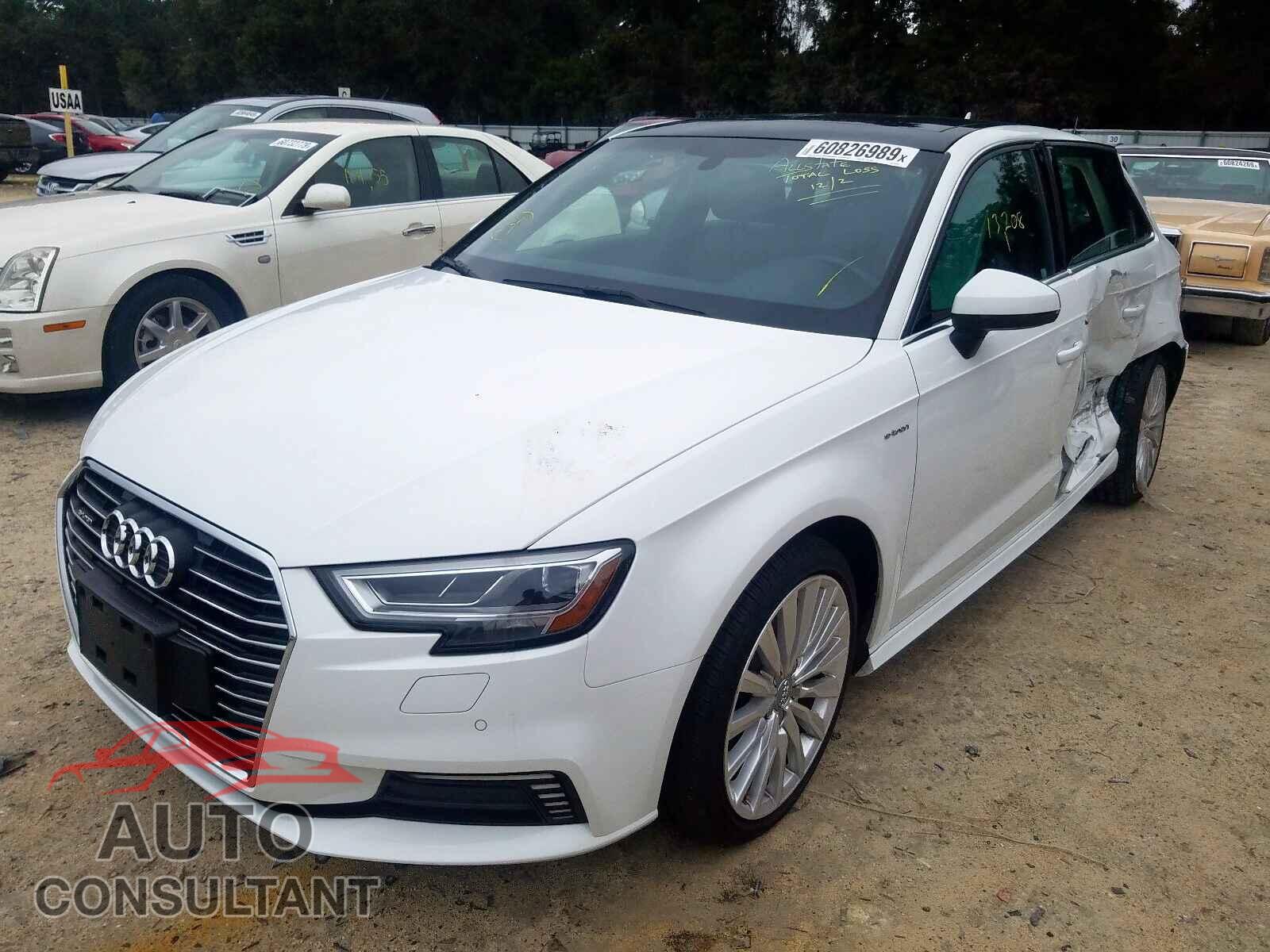AUDI A3 2017 - WAUTPBFF7HA055967