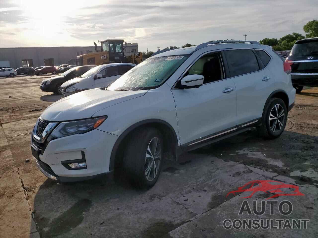 NISSAN ROGUE 2018 - 5N1AT2MT3JC709934