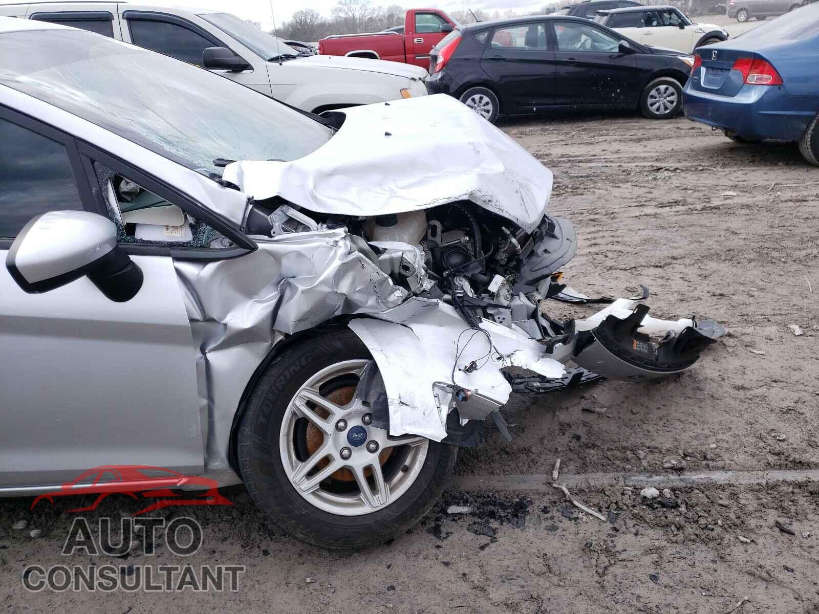 FORD FIESTA 2017 - 3FADP4EJ5HM103127