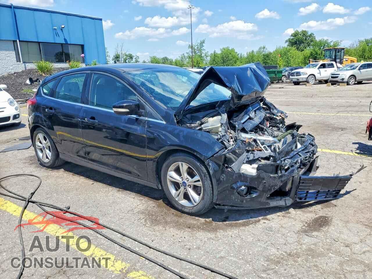 FORD FOCUS 2014 - 1FADP3N26EL107297