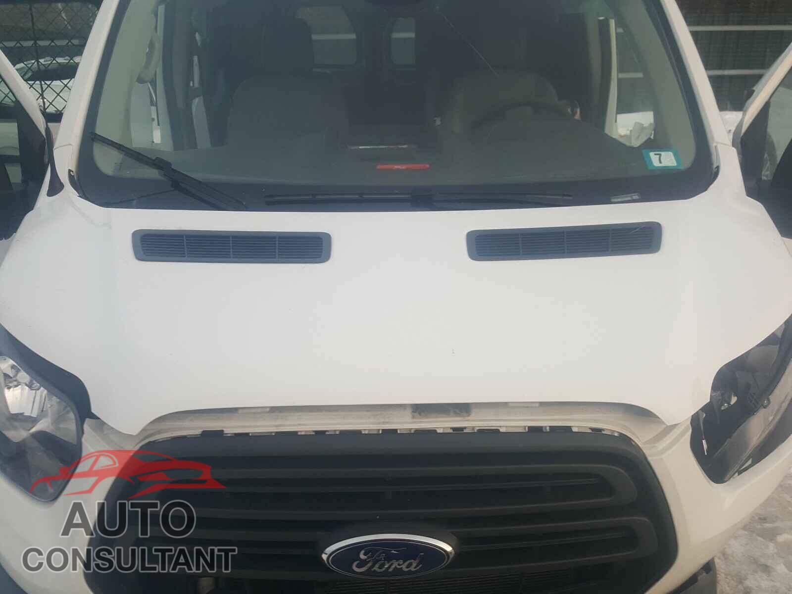 FORD TRANSIT CO 2018 - 1FTYR2ZM7JKA30435