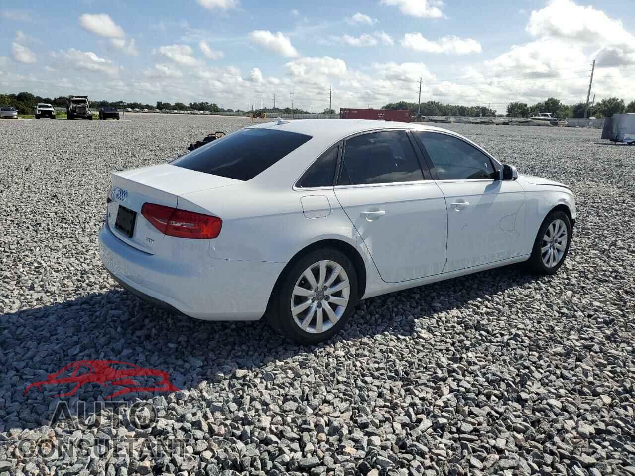AUDI A4 2013 - WAUAFAFL7DA185977