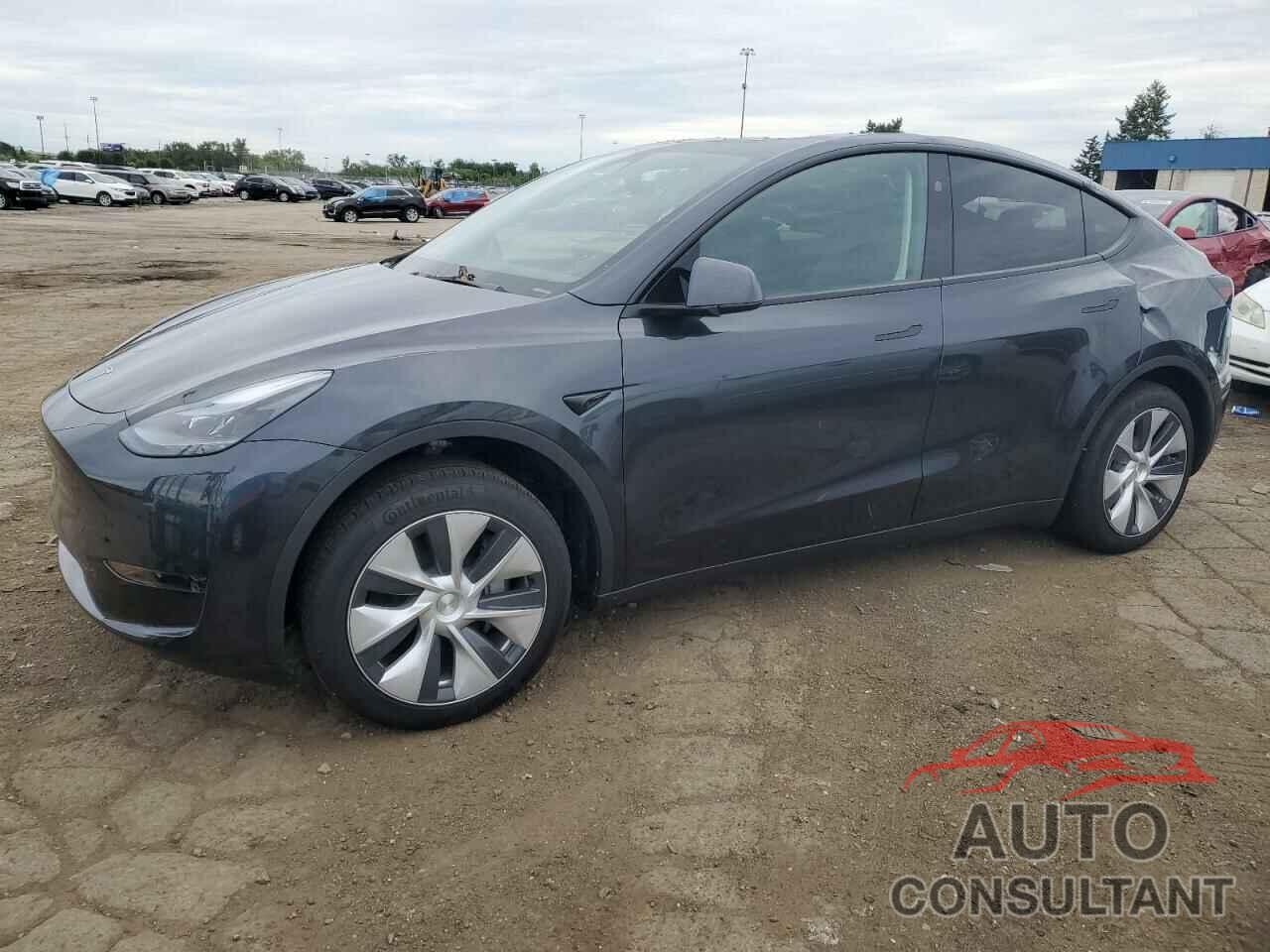 TESLA MODEL Y 2024 - 7SAYGDED8RF027479