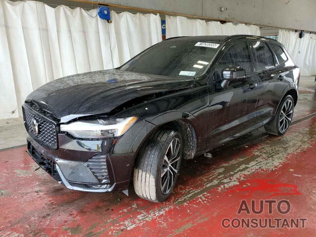 VOLVO XC60 PLUS 2025 - YV4M12RC7S1140872