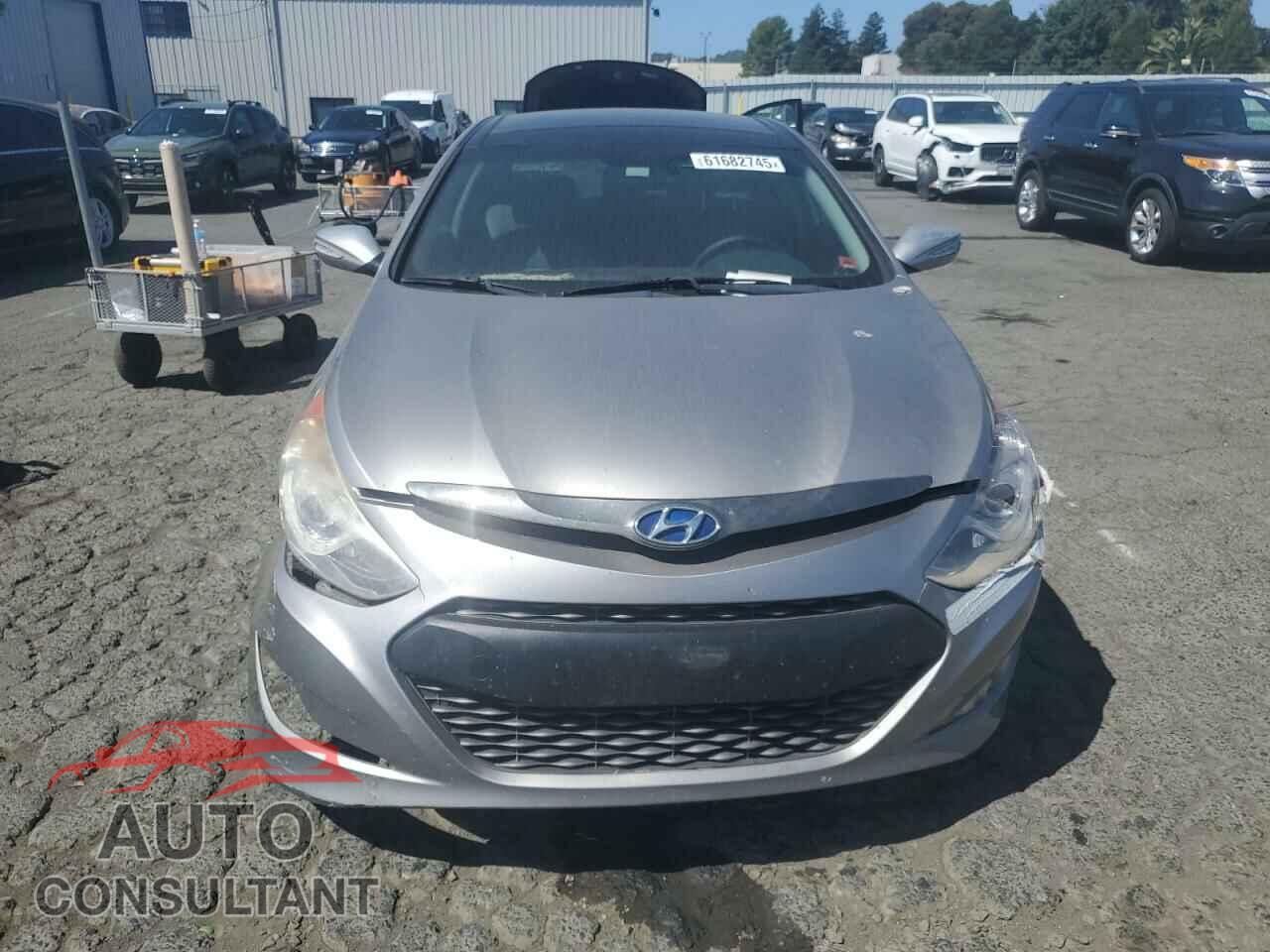 HYUNDAI SONATA 2013 - KMHEC4A4XDA051331