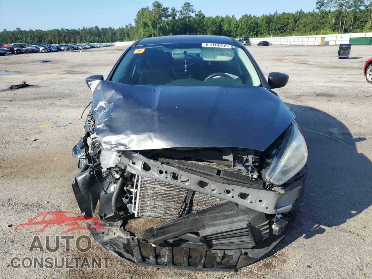 FORD FOCUS 2016 - 1FADP3E27GL350345