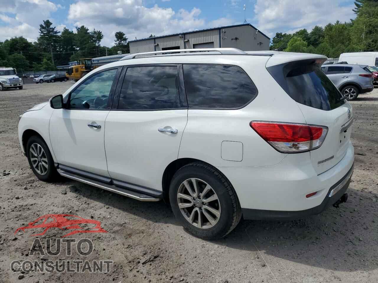 NISSAN PATHFINDER 2016 - 5N1AR2MM0GC620449