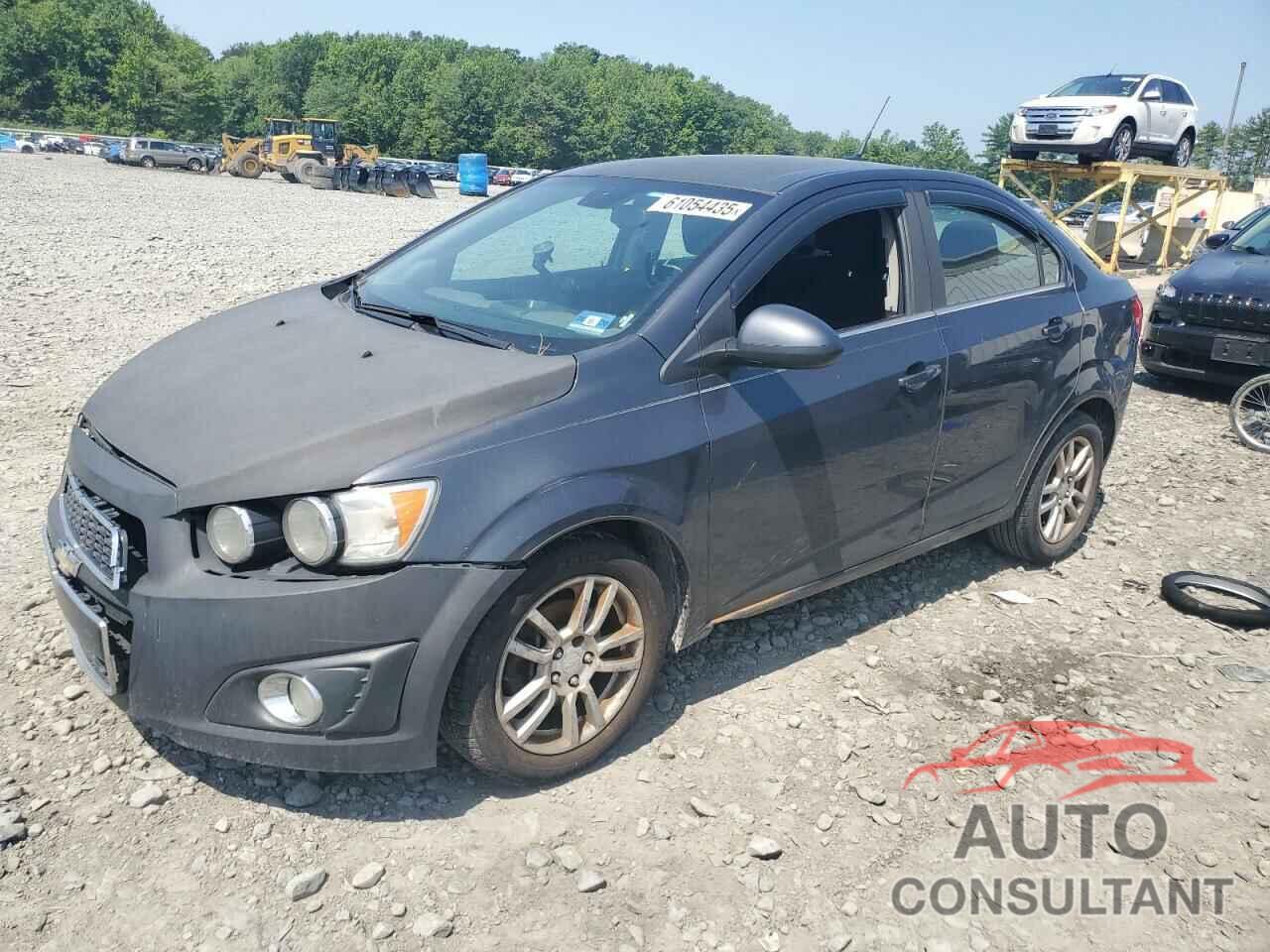 CHEVROLET SONIC 2012 - 1G1JC5SHXC4190004