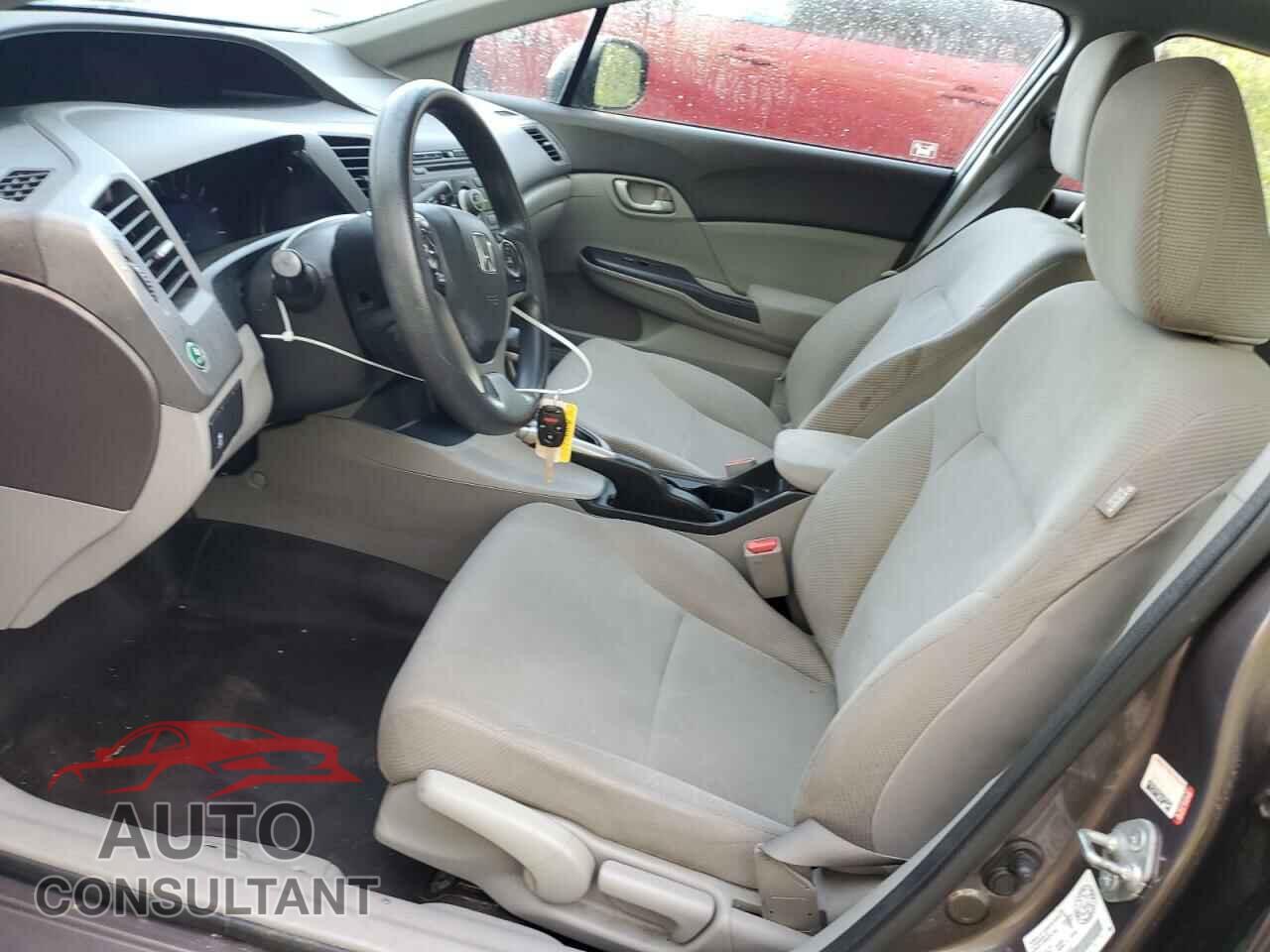 HONDA CIVIC 2012 - 2HGFB2F49CH011977