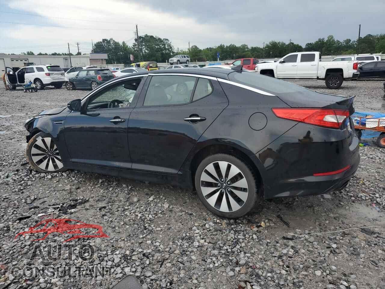KIA OPTIMA 2011 - KNAGR4A63B5152470