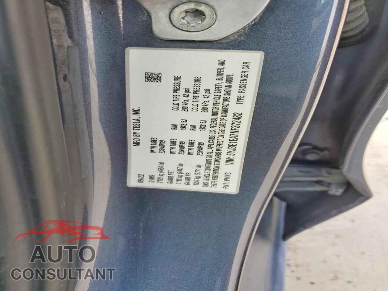 TESLA MODEL 3 2022 - 5YJ3E1EA7NF372482