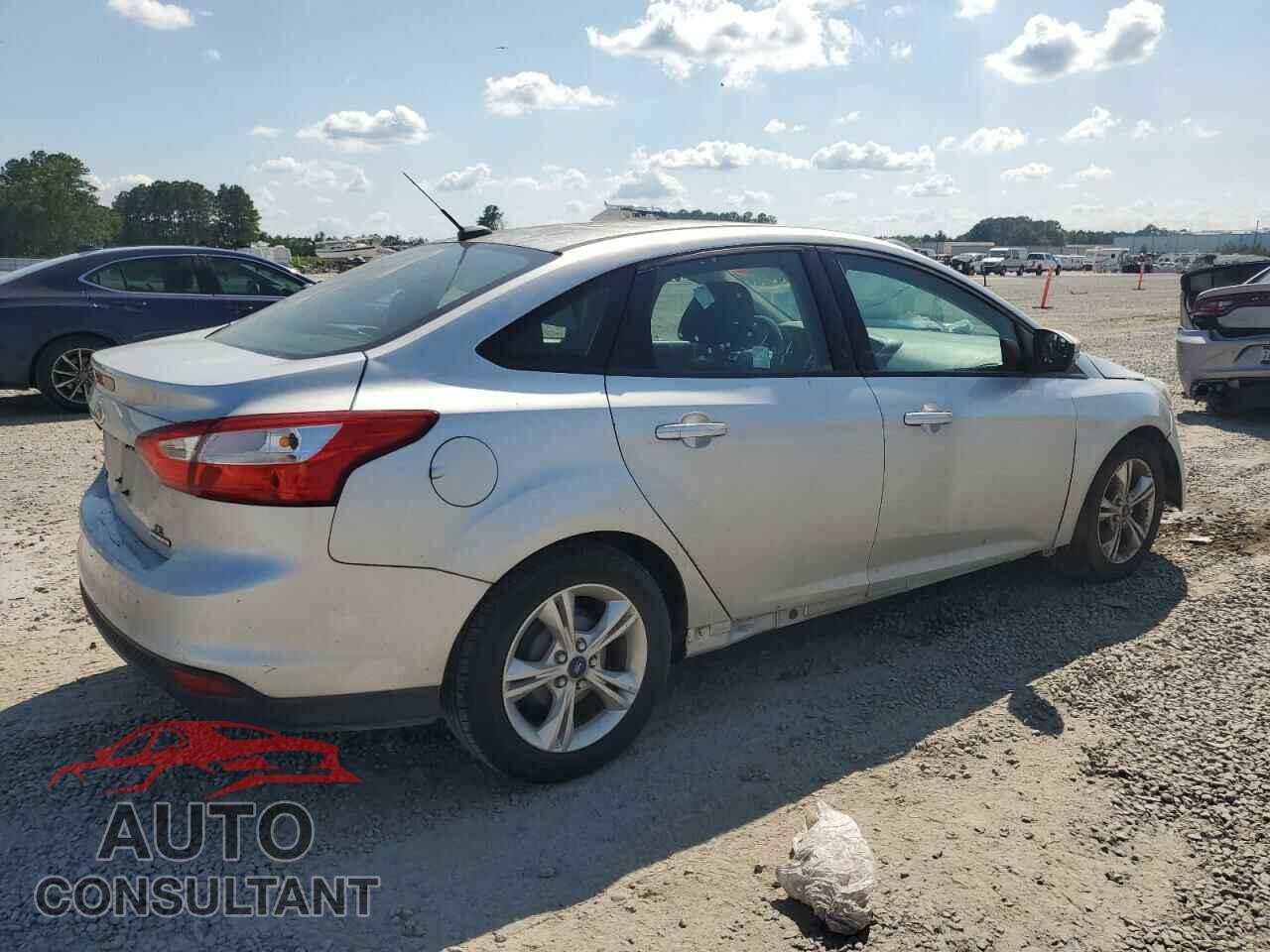 FORD FOCUS 2013 - 1FADP3F25DL297218
