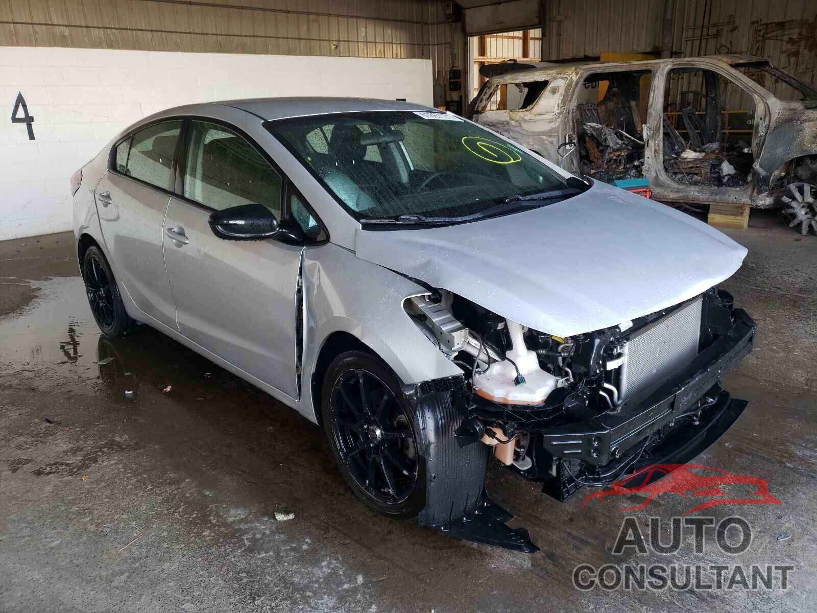 KIA FORTE 2017 - 3KPFK4A75HE092958
