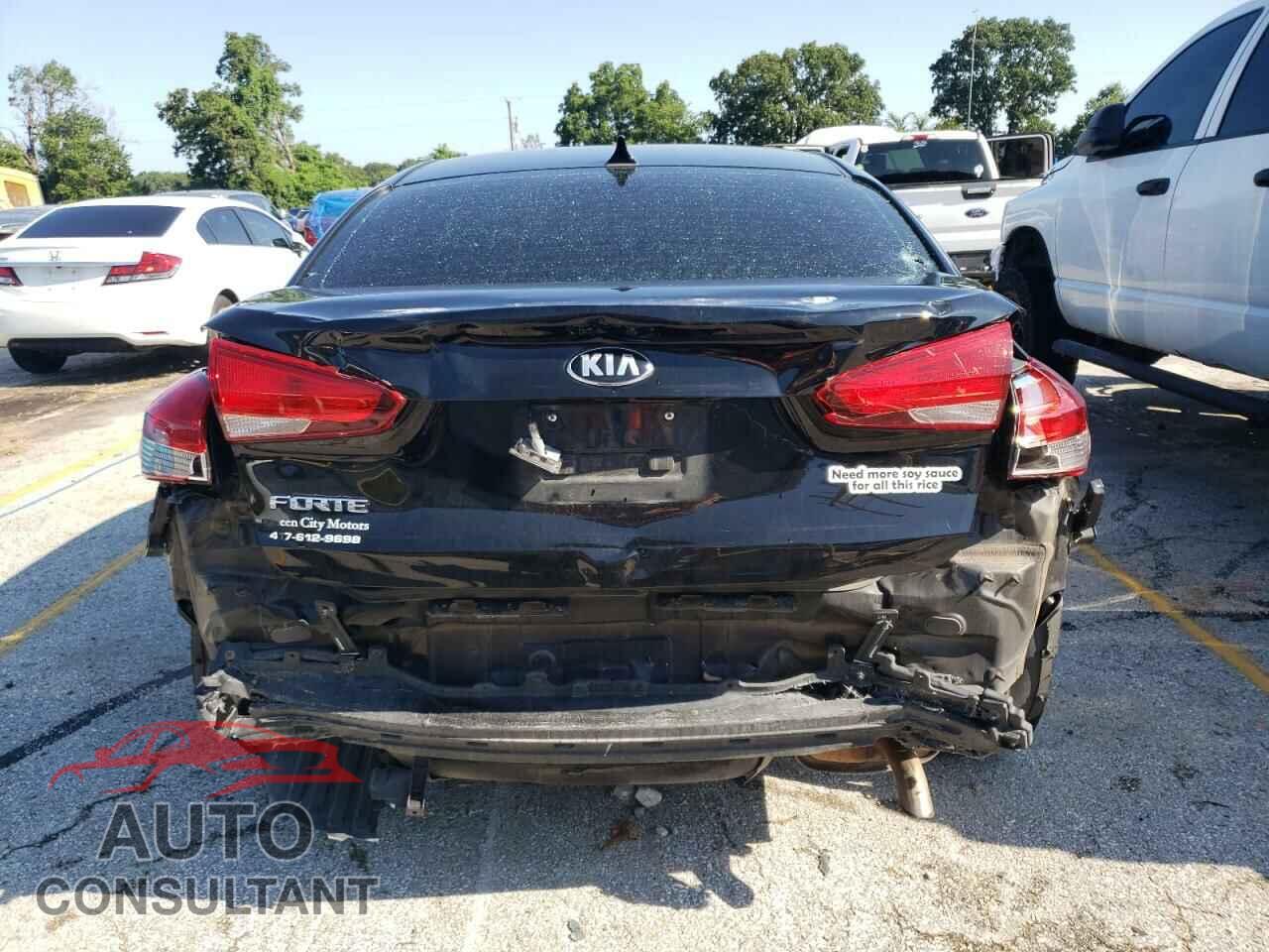 KIA FORTE 2017 - 3KPFK4A76HE092631