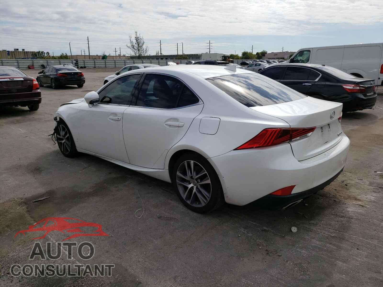 LEXUS IS 2018 - JTHBA1D2XJ5068493