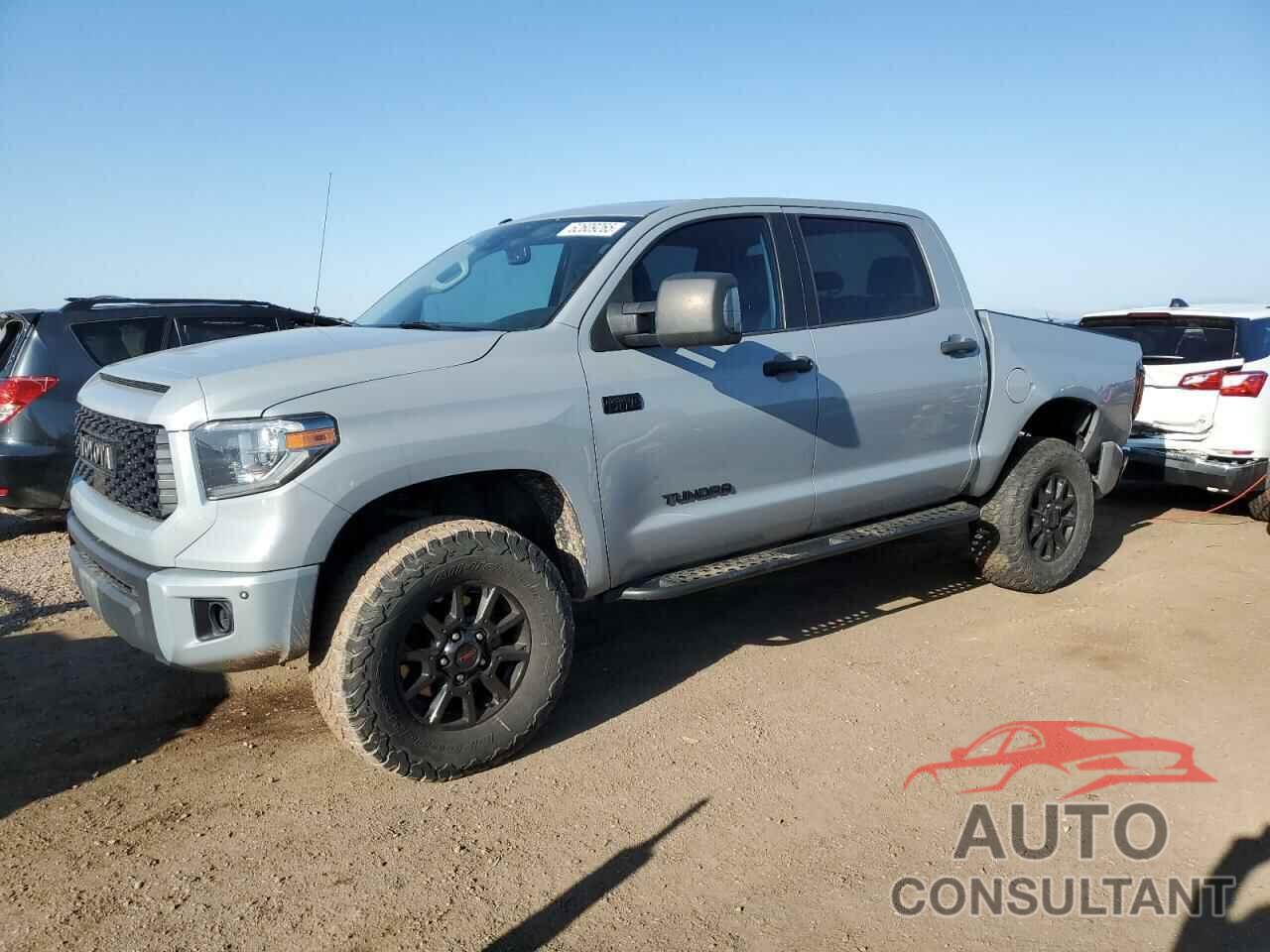 TOYOTA TUNDRA 2018 - 5TFHY5F16JX712563