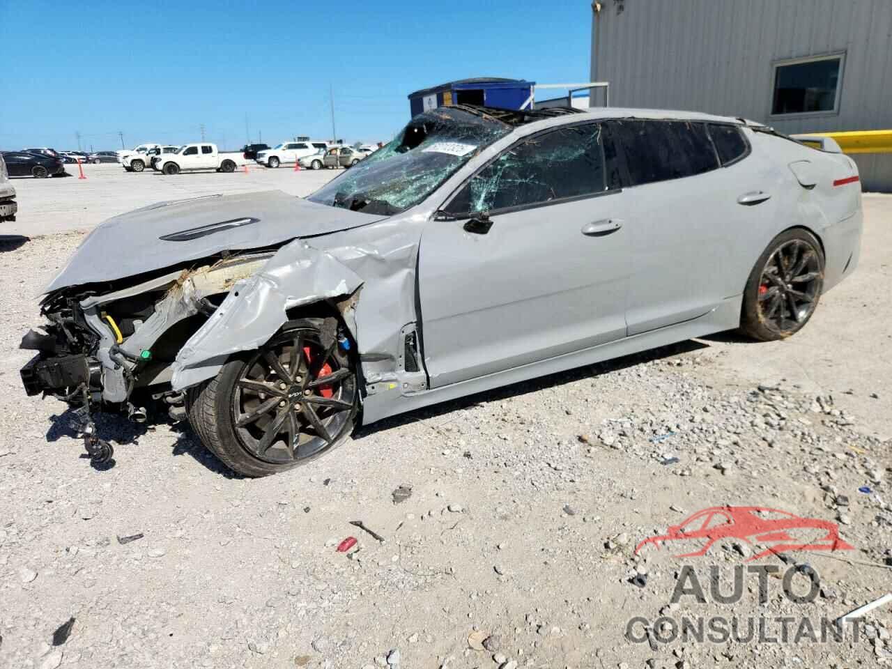KIA STINGER 2022 - KNAE55LC7N6104982