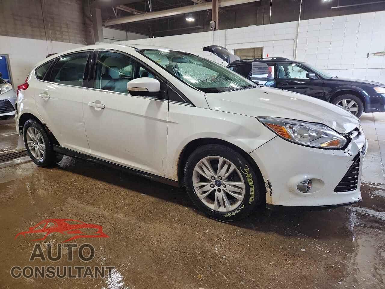 FORD FOCUS 2012 - 1FAHP3M25CL257594