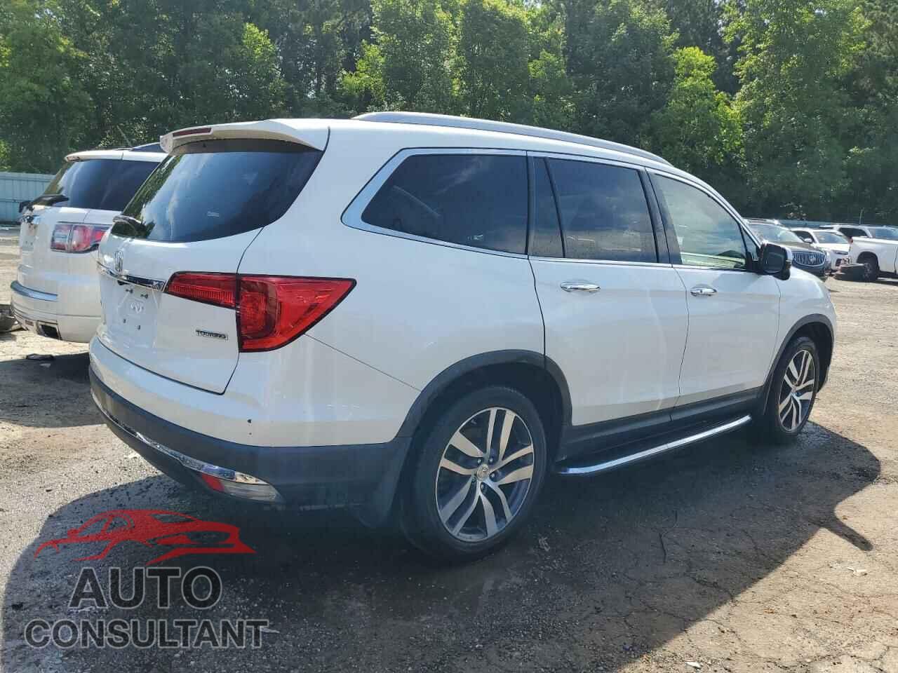 HONDA PILOT 2017 - 5FNYF5H97HB016386