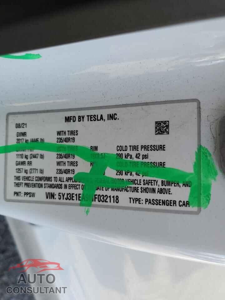 TESLA MODEL 3 2021 - 5YJ3E1EA9MF032118