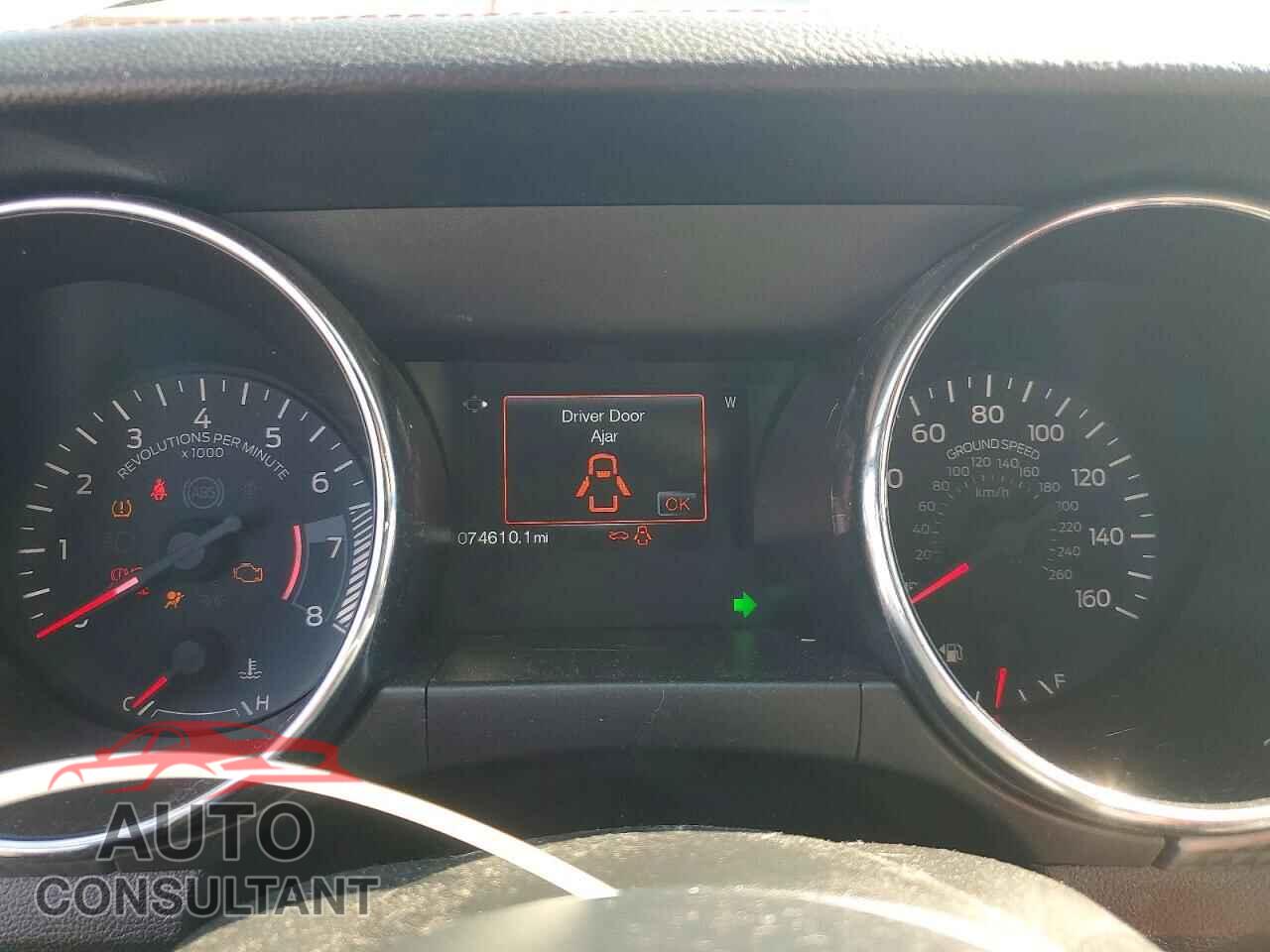 FORD MUSTANG 2015 - 1FA6P8TH1F5390601