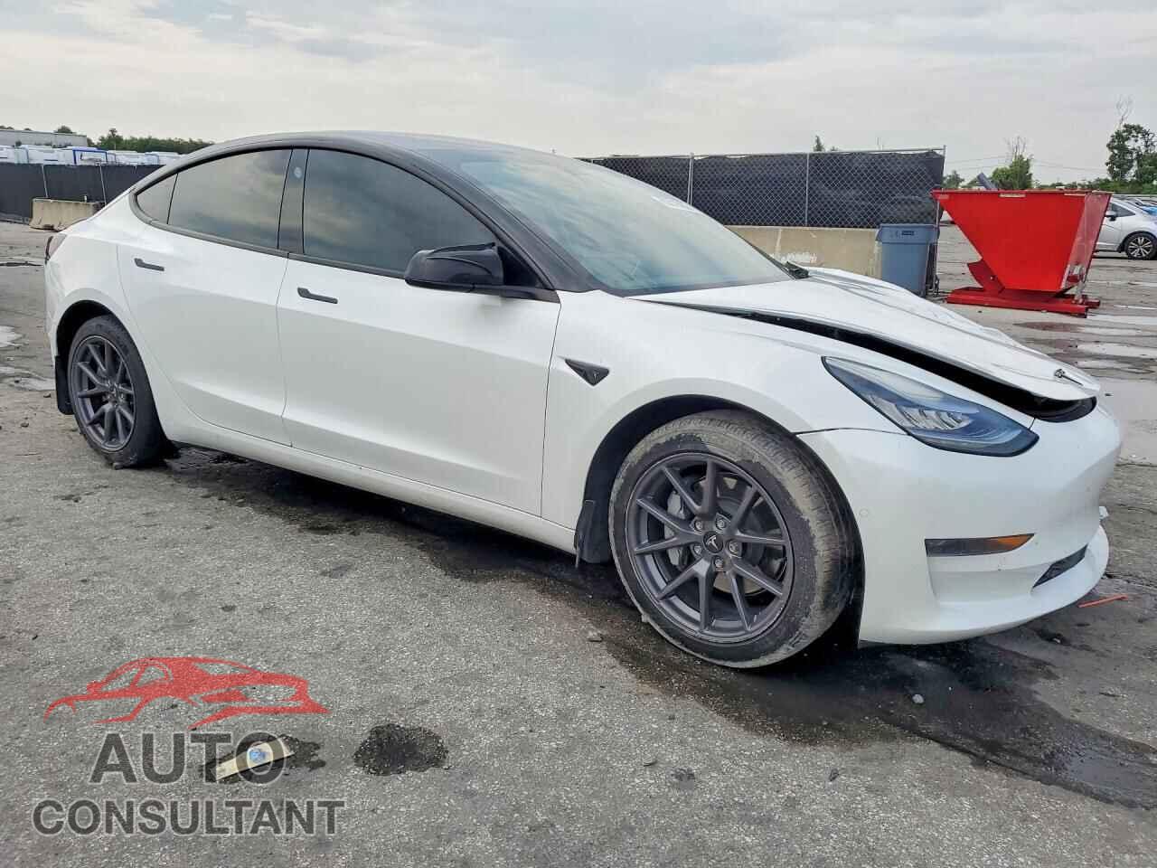 TESLA MODEL 3 2021 - 5YJ3E1EA0MF853737