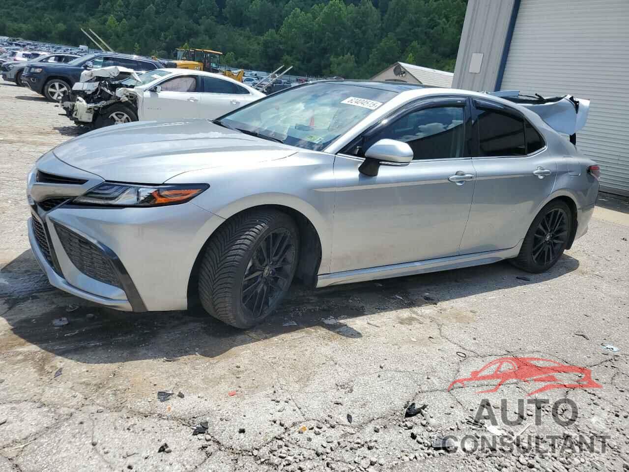 TOYOTA CAMRY 2022 - 4T1K61AK1NU020671