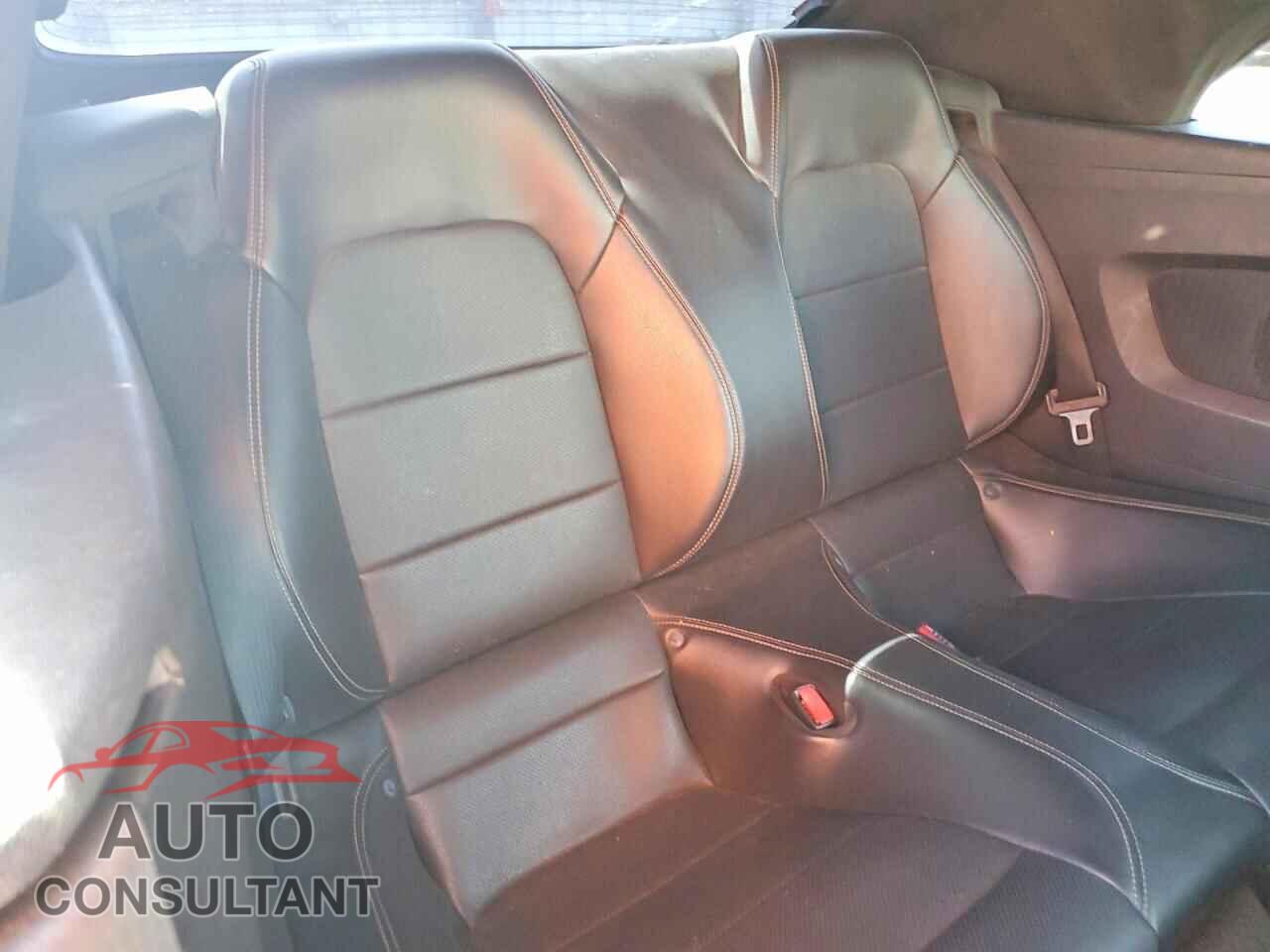 FORD MUSTANG 2017 - 1FATP8UH8H5281878