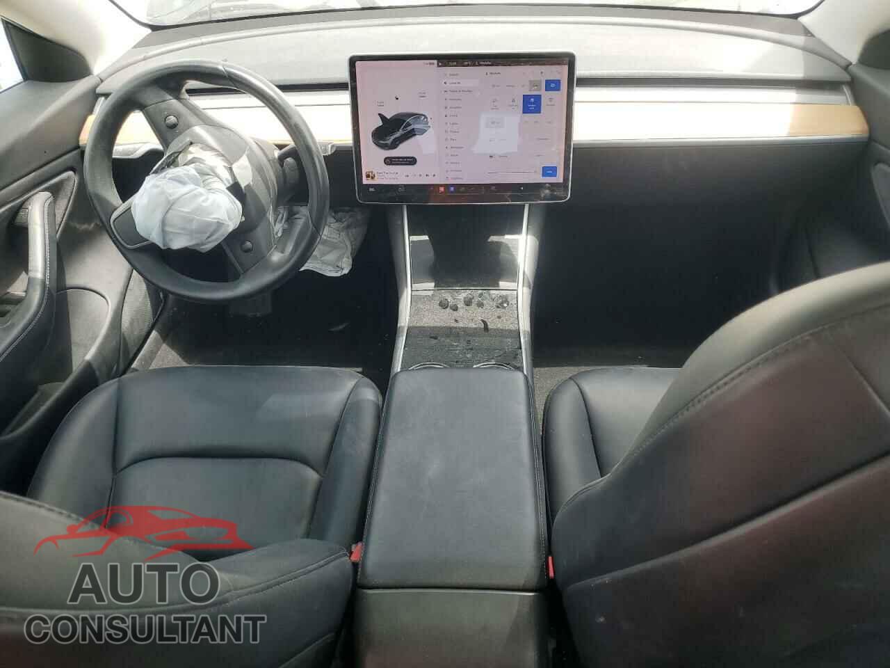 TESLA MODEL 3 2018 - 5YJ3E1EA5JF123513