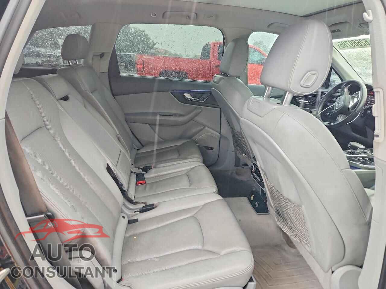 AUDI Q7 2017 - WA1VAAF76HD020197