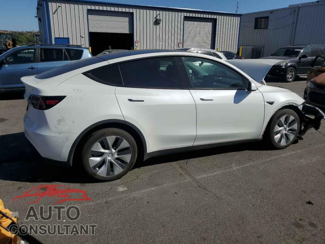 TESLA MODEL Y 2021 - 5YJYGDEEXMF217329