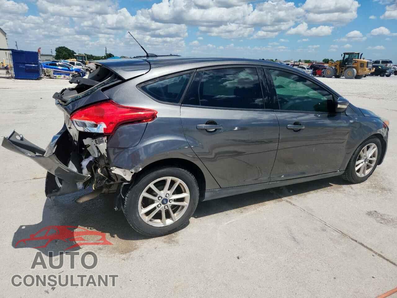 FORD FOCUS 2015 - 1FADP3K21FL348917