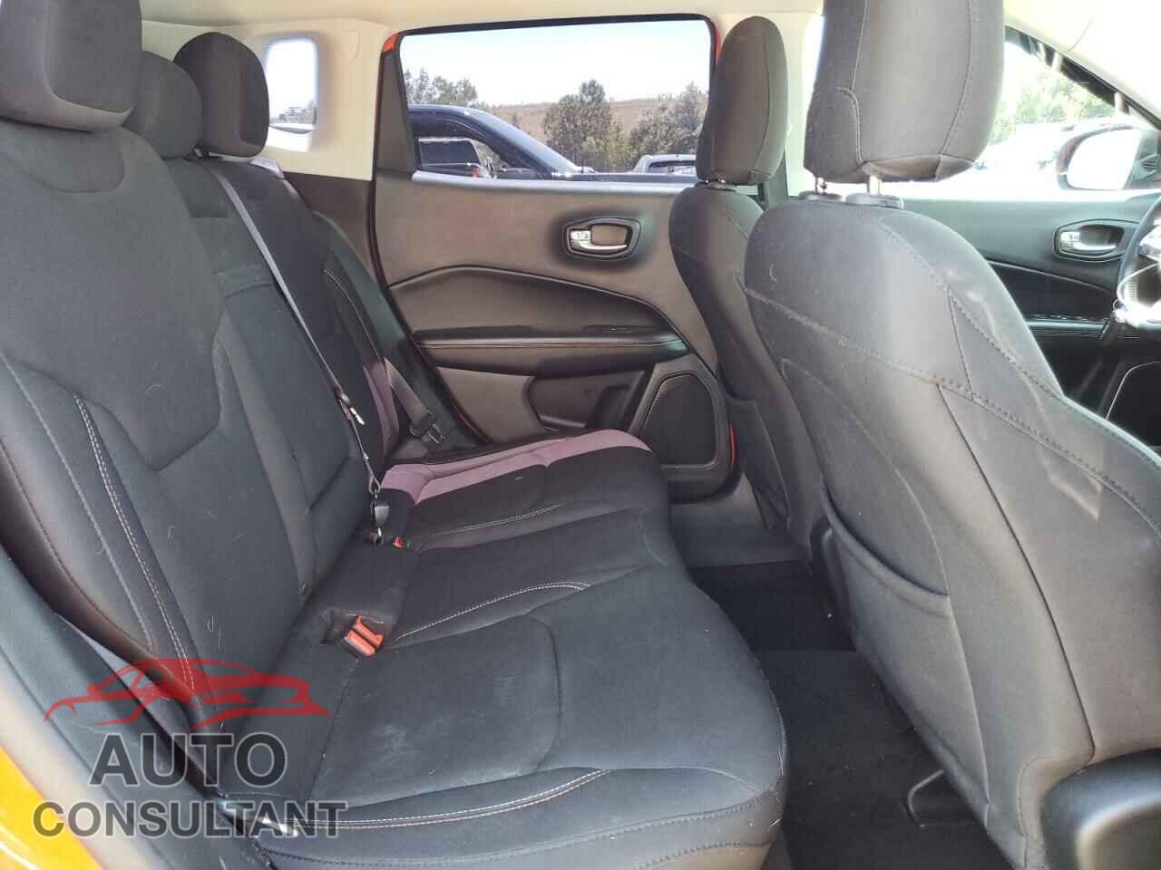 JEEP COMPASS 2017 - 3C4NJDAB6HT642537