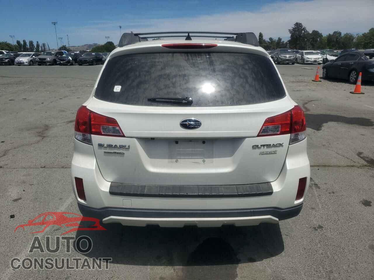 SUBARU OUTBACK 2014 - 4S4BRBPC2E3297462