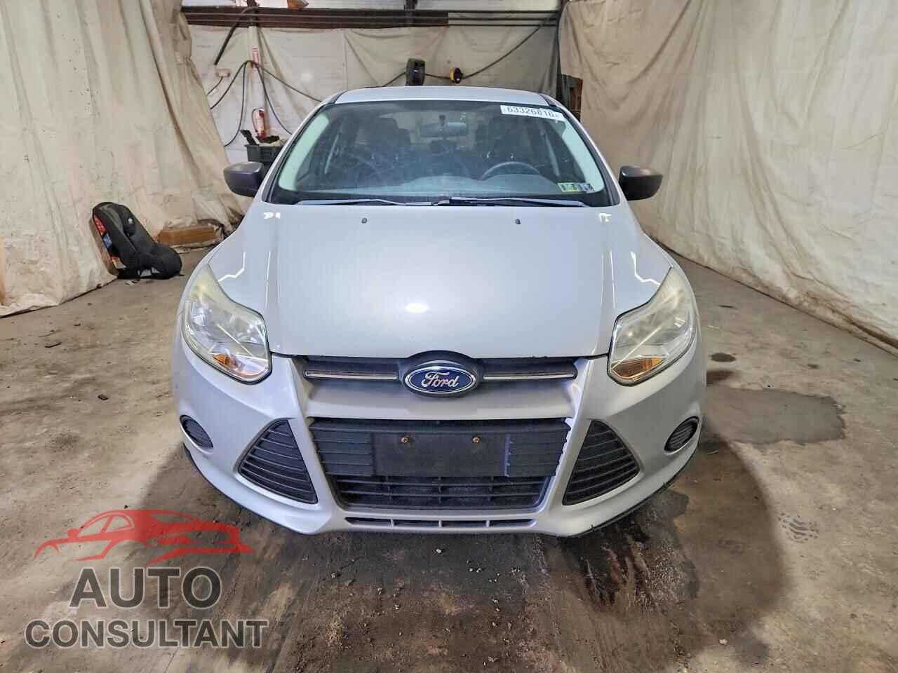 FORD FOCUS 2013 - 1FADP3E26DL350638