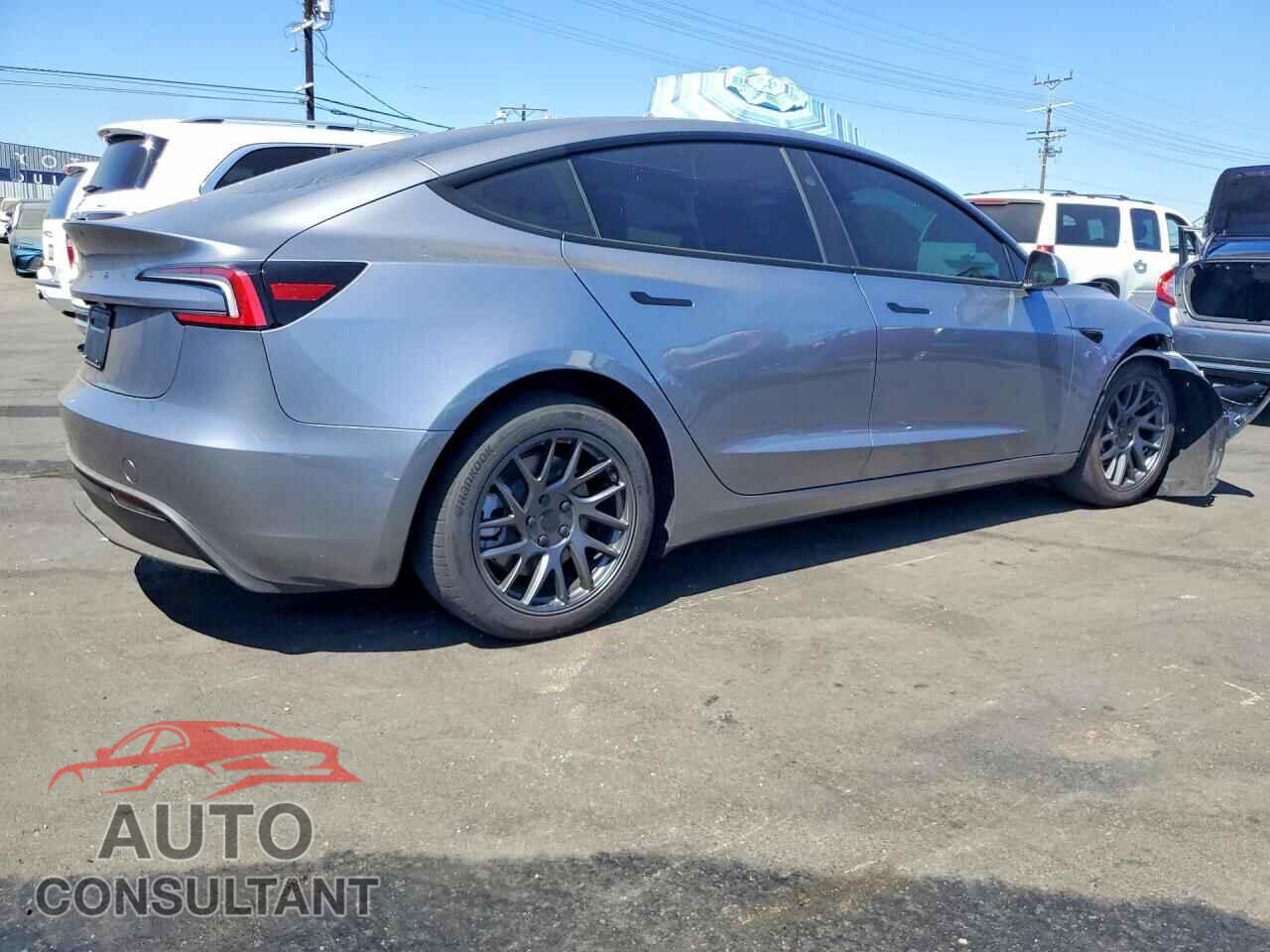TESLA MODEL 3 2026 - 5YJ3E1EAXTF201366