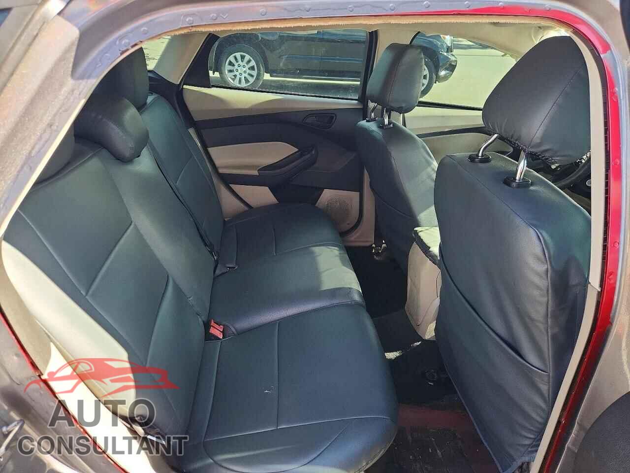 FORD FOCUS 2012 - 1FAHP3K25CL147079