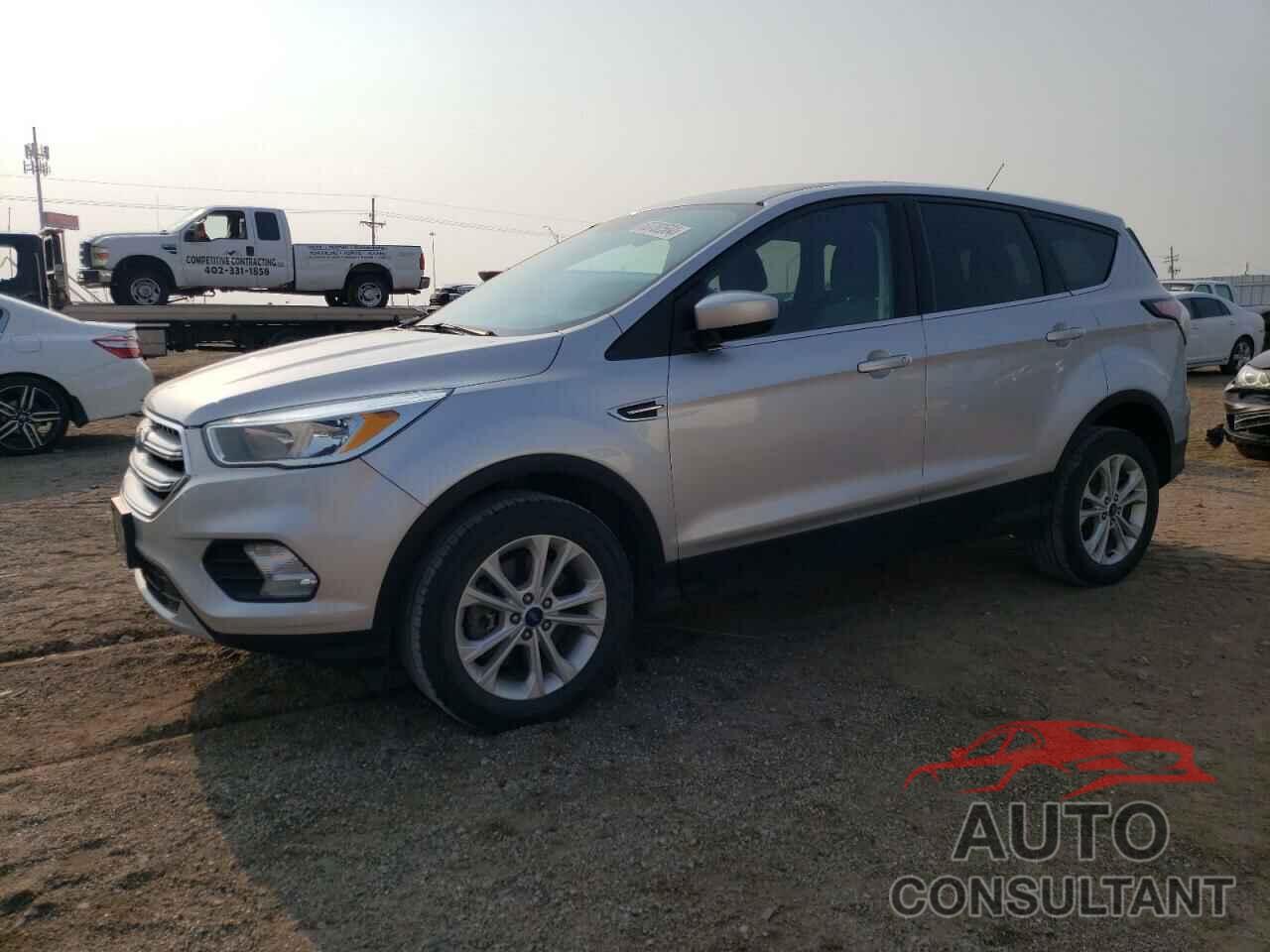 FORD ESCAPE 2017 - 1FMCU9GD4HUC54406