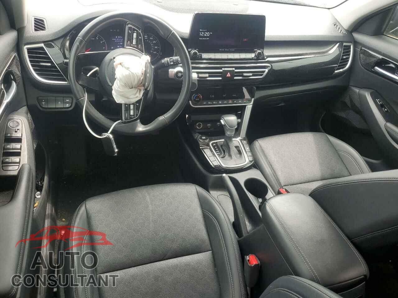 KIA SELTOS 2023 - KNDERCAA9P7355769