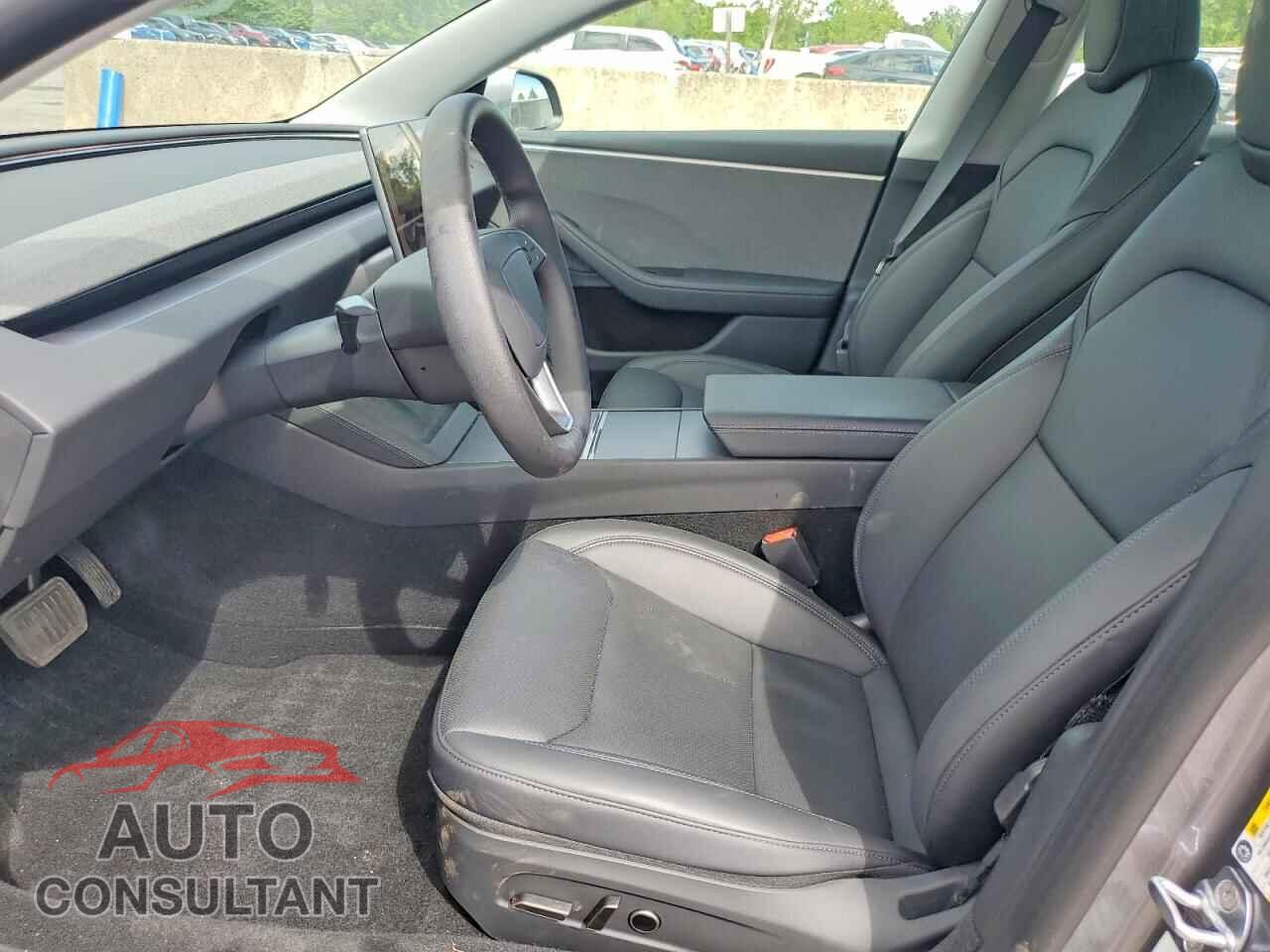 TESLA MODEL 3 2026 - 5YJ3E1EA6TF125595