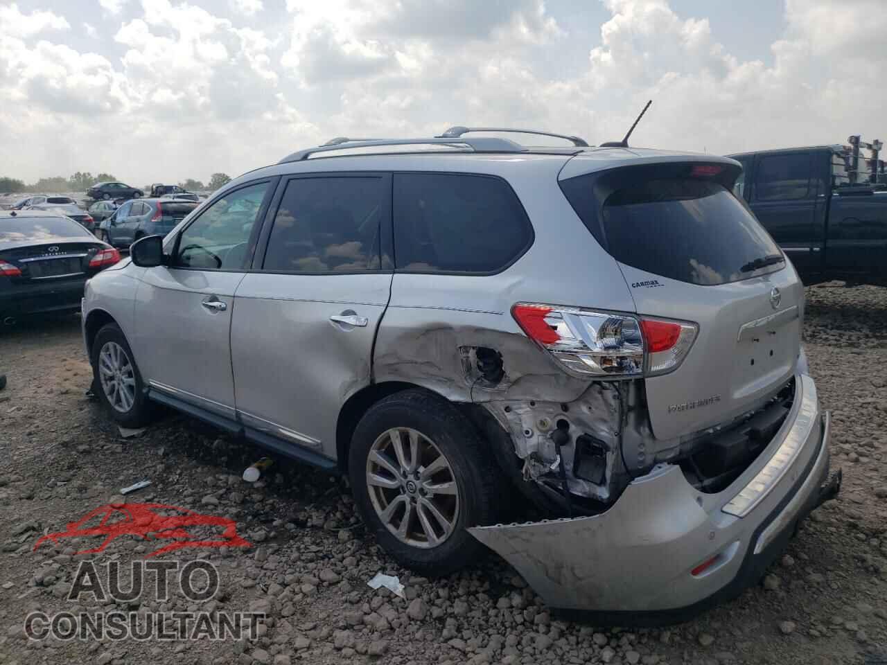 NISSAN PATHFINDER 2015 - 5N1AR2MM7FC618566