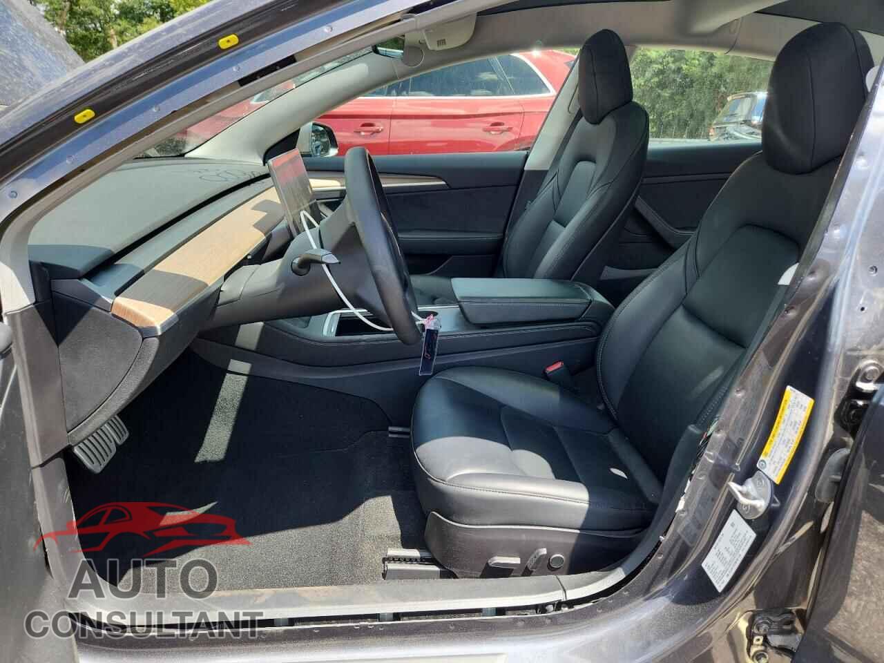 TESLA MODEL 3 2021 - 5YJ3E1EC2MF981138