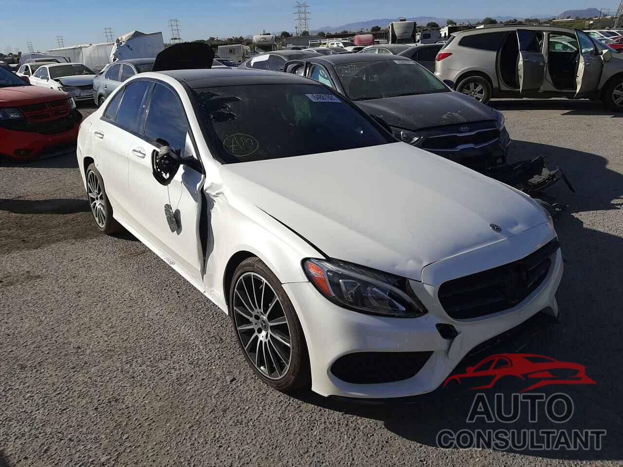MERCEDES-BENZ C-CLASS 2018 - 55SWF4JB8JU239412