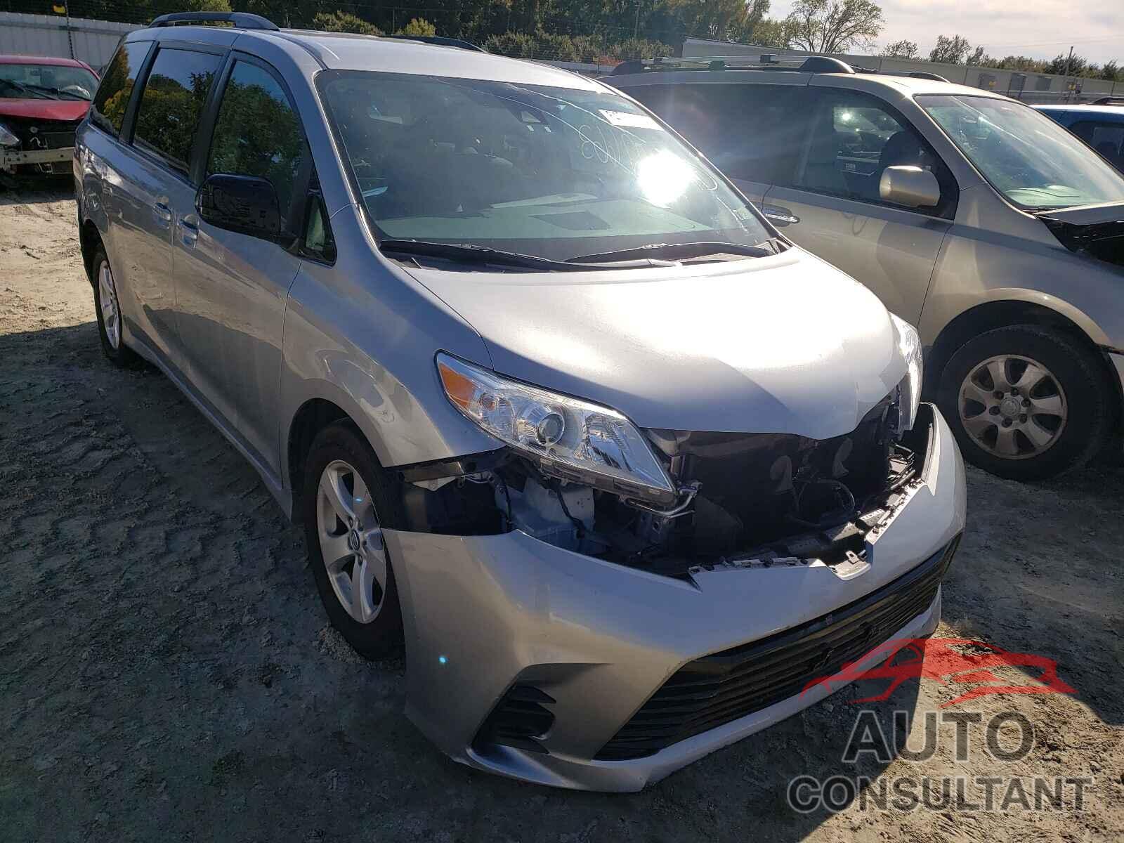 TOYOTA SIENNA 2018 - 5TDKZ3DC7JS904785